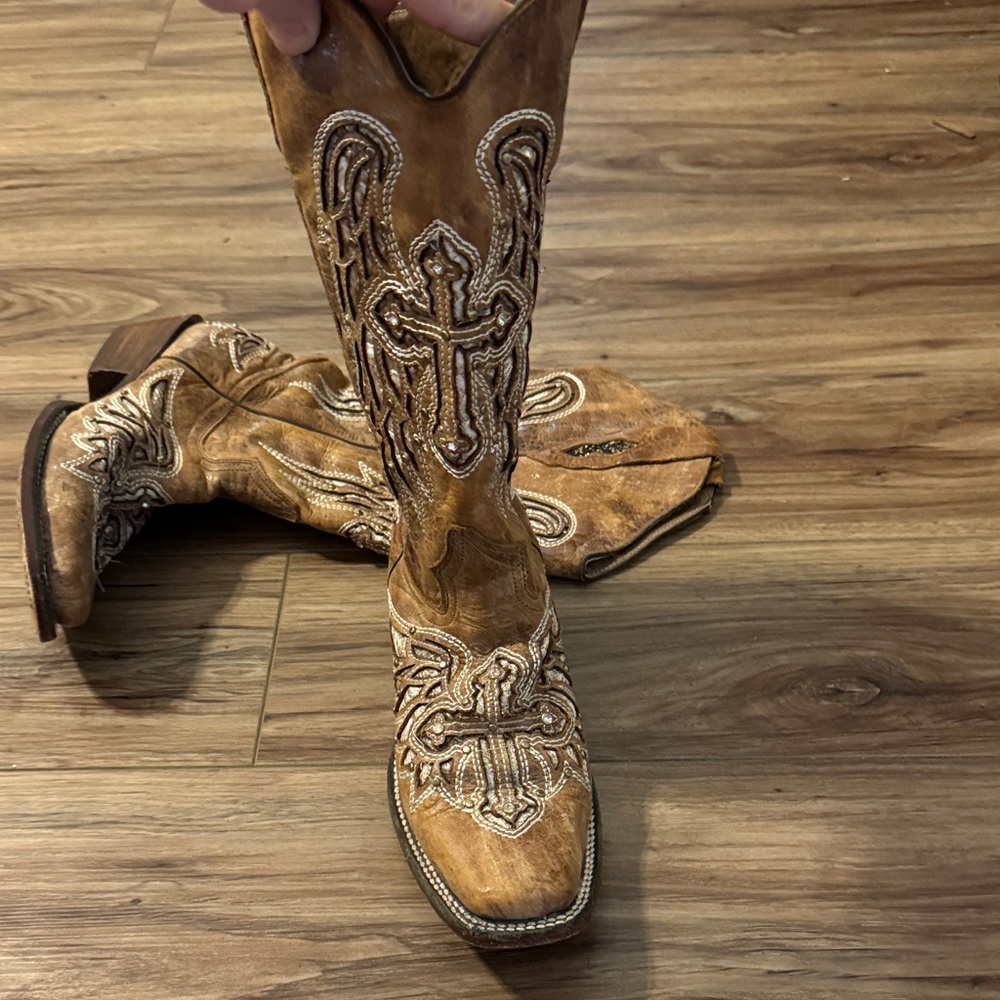 Western Tan Embroidered Heeled Boots